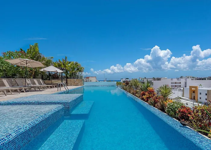 Perfect Steps From 5th Avenue And The * Playa del Carmen